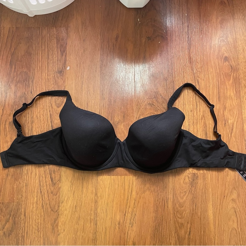 VS demi bra